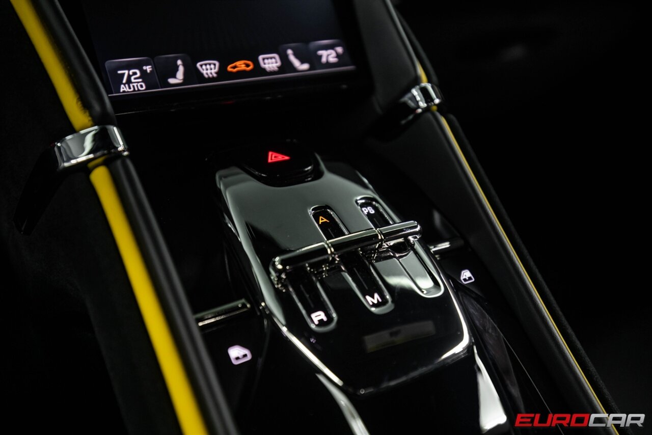 2023 Ferrari Roma  *CARBON FIBER WHEELS * FULL ELECTRIC VENTILATED SEATS* - Photo 15 - Costa Mesa, CA 92626