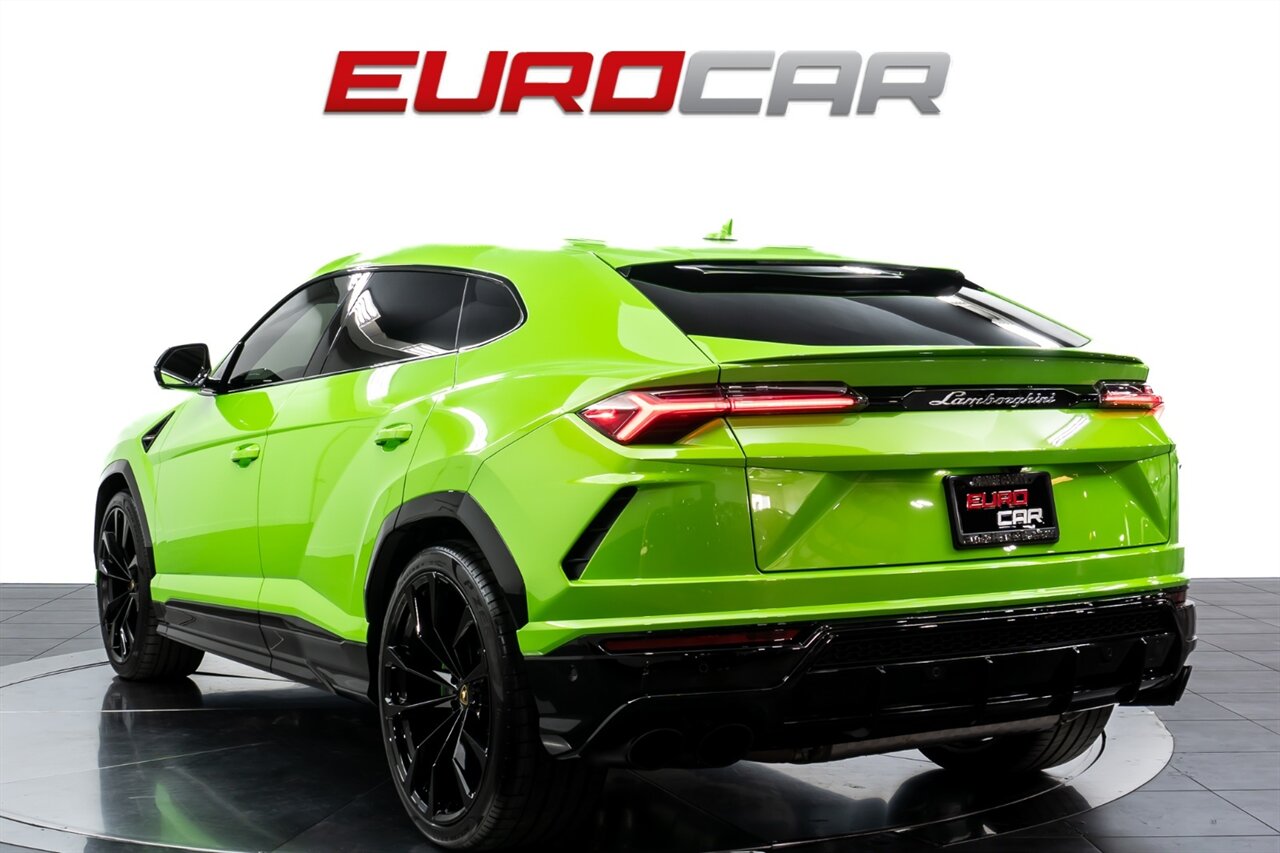 2021 Lamborghini Urus  *CARBON FIBER INTERIOR * MASSAGE SEATS* - Photo 3 - Costa Mesa, CA 92626