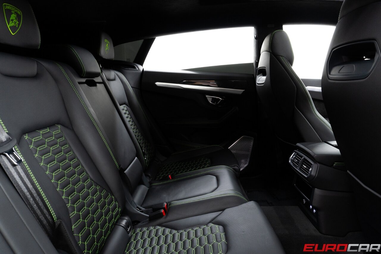 2021 Lamborghini Urus  *CARBON FIBER INTERIOR * MASSAGE SEATS* - Photo 50 - Costa Mesa, CA 92626