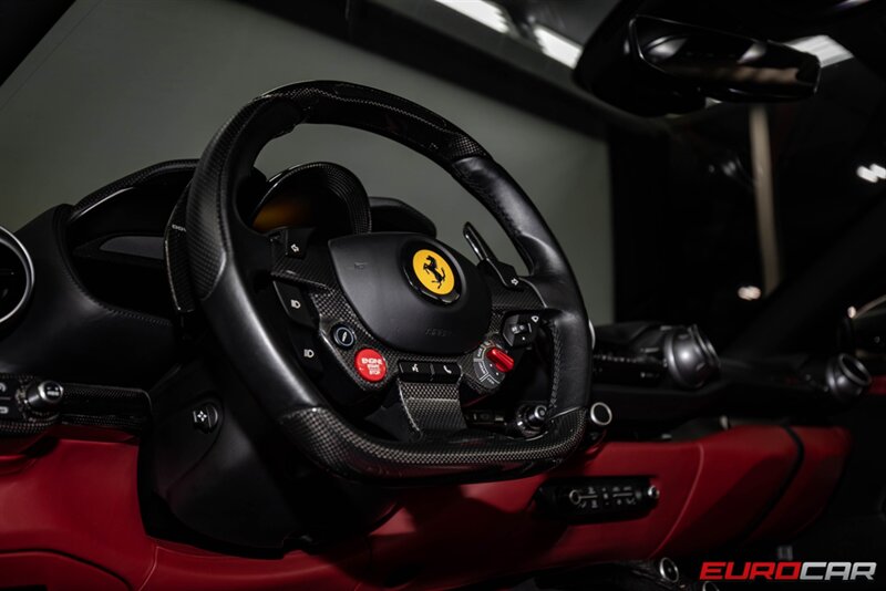 2021 Ferrari 812 photo