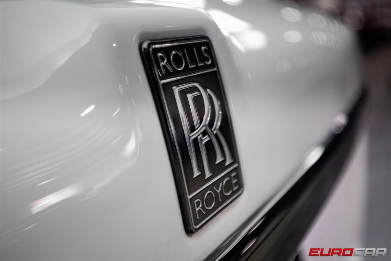 2022 Rolls-Royce Cullinan Black Badge  *STARLIGHT HEADLINER * SPECIAL ORDER INTERIOR* - Photo 26 - Costa Mesa, CA 92626