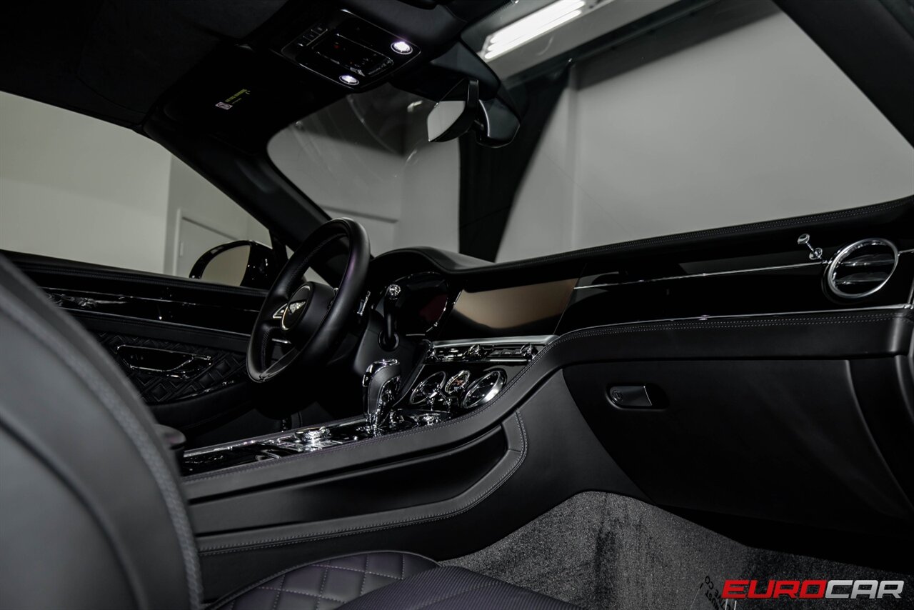 2022 Bentley Continental GT GT V8  *MULLINER DRIVING SPEC * BLACKLINE SPEC * FRONT SEAT COMFORT SPEC* - Photo 22 - Costa Mesa, CA 92626