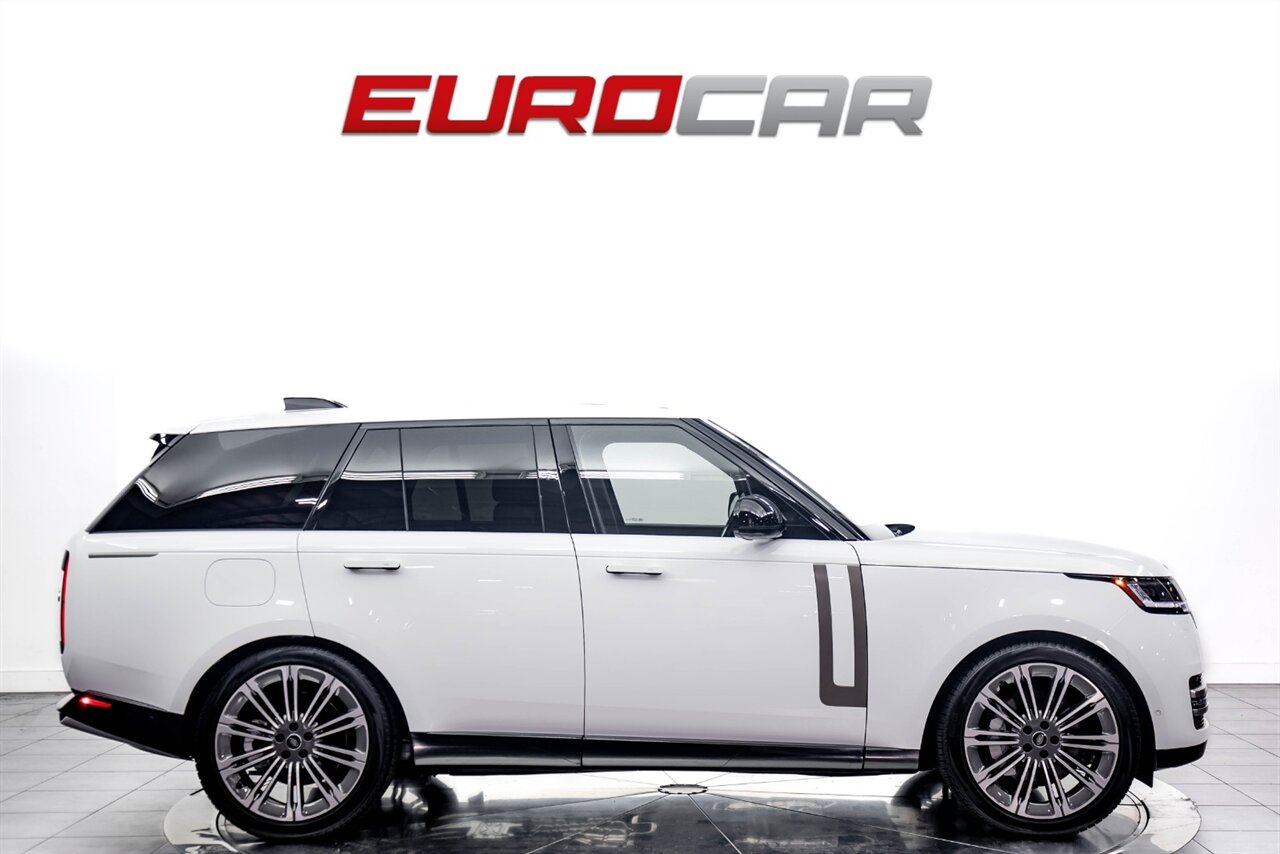 2023 Land Rover Range Rover P530 SE  *23 " WHEELS * HIGHLY OPTIONED* - Photo 6 - Costa Mesa, CA 92626