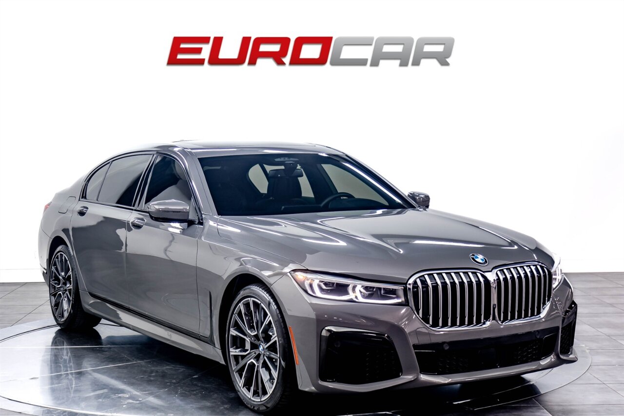 2022 BMW 750i xDrive  *M SPORT PACKAGES * DRIVERS ASSISTANCE PRO PACKAGE* - Photo 7 - Costa Mesa, CA 92626