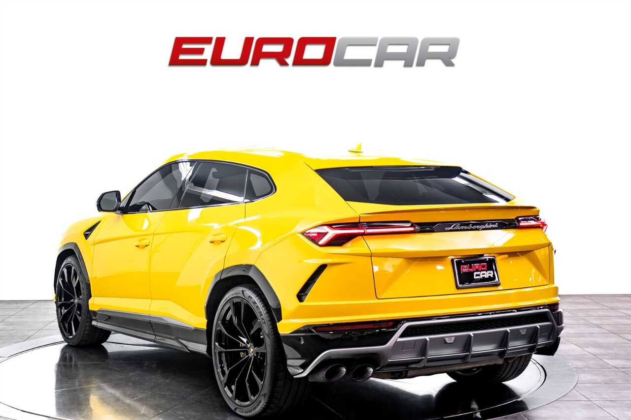 2019 Lamborghini Urus  *4 SEAT CONFIGURATION * STYLE PACKAGE* - Photo 3 - Costa Mesa, CA 92626