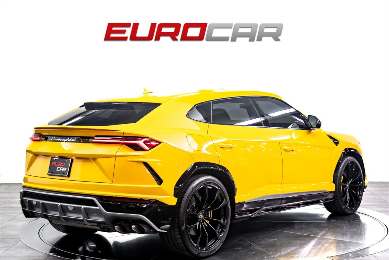 2019 Lamborghini Urus  *4 SEAT CONFIGURATION * STYLE PACKAGE* - Photo 5 - Costa Mesa, CA 92626