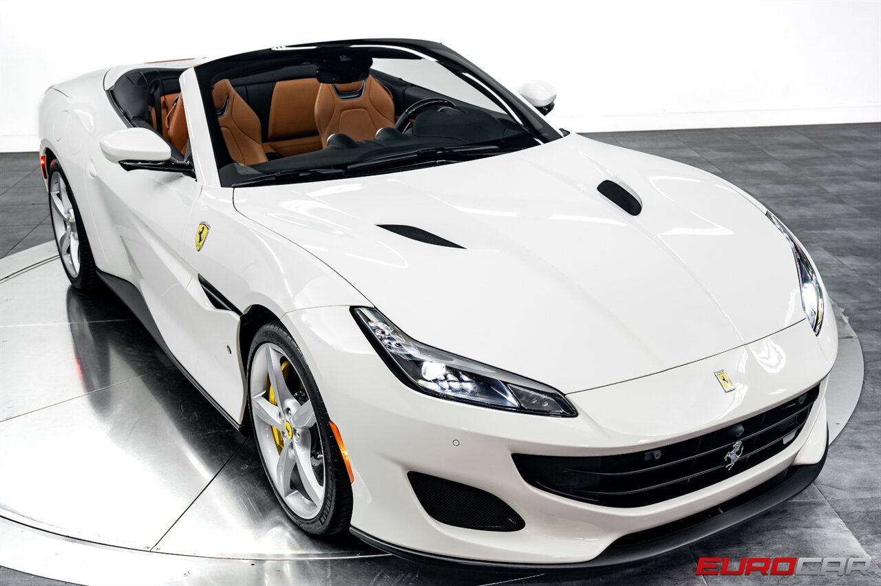 2020 Ferrari Portofino  *CARBON STEERING WHEEL * IMMACULATE CONDITION* - Photo 21 - Costa Mesa, CA 92626