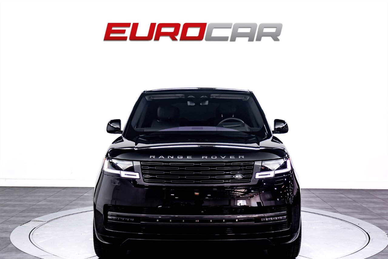 2023 Land Rover Range Rover P530 First Edition  *SHADOW EXTERIOR PACKAGE * EXECUTIVE CLASS REAR SEATS* - Photo 8 - Costa Mesa, CA 92626