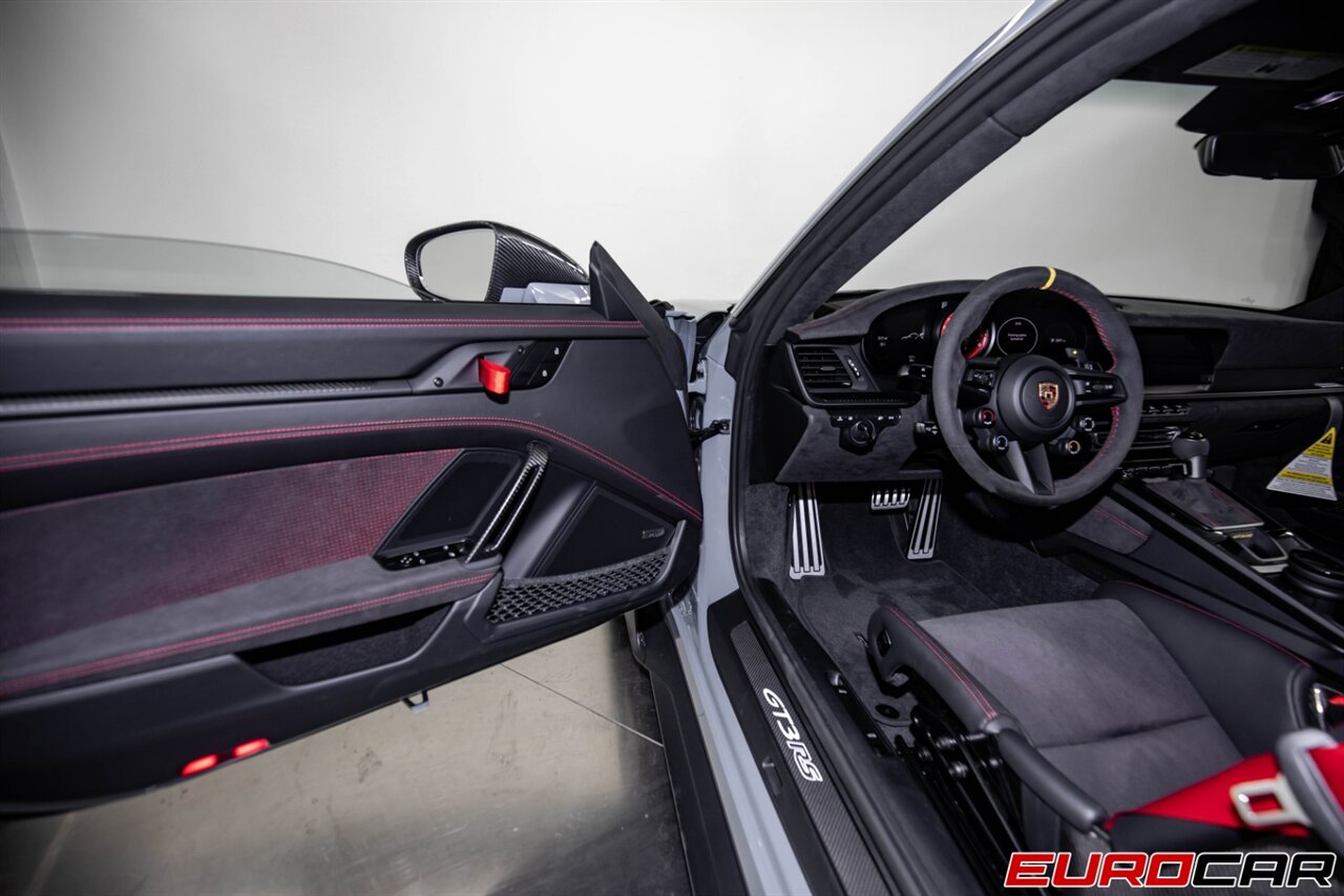 2023 Porsche 911 GT3 RS  *WEISSACH PACKAGE * CUSTOM WHEELS * SUSPENSION LIFTER* - Photo 9 - Costa Mesa, CA 92626
