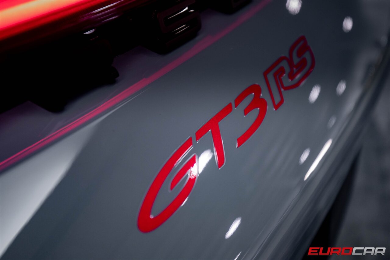 2023 Porsche 911 GT3 RS  *WEISSACH PACKAGE * CUSTOM WHEELS * SUSPENSION LIFTER* - Photo 31 - Costa Mesa, CA 92626