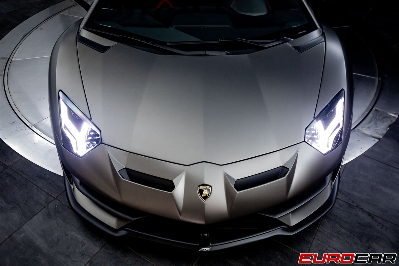 2020 Lamborghini Aventador LP 770-4 SVJ  * $25,200 Ad Personam Exterior * Huge Carbon Options* - Photo 26 - Costa Mesa, CA 92626