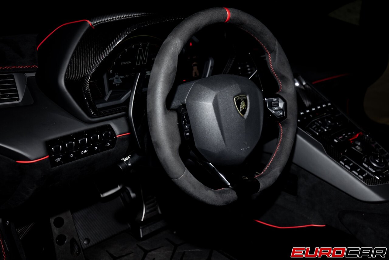 2020 Lamborghini Aventador LP 770-4 SVJ  * $25,200 Ad Personam Exterior * Huge Carbon Options* - Photo 10 - Costa Mesa, CA 92626