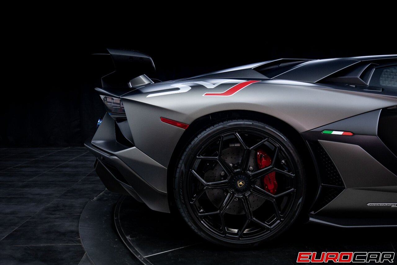 2020 Lamborghini Aventador LP 770-4 SVJ  * $25,200 Ad Personam Exterior * Huge Carbon Options* - Photo 20 - Costa Mesa, CA 92626