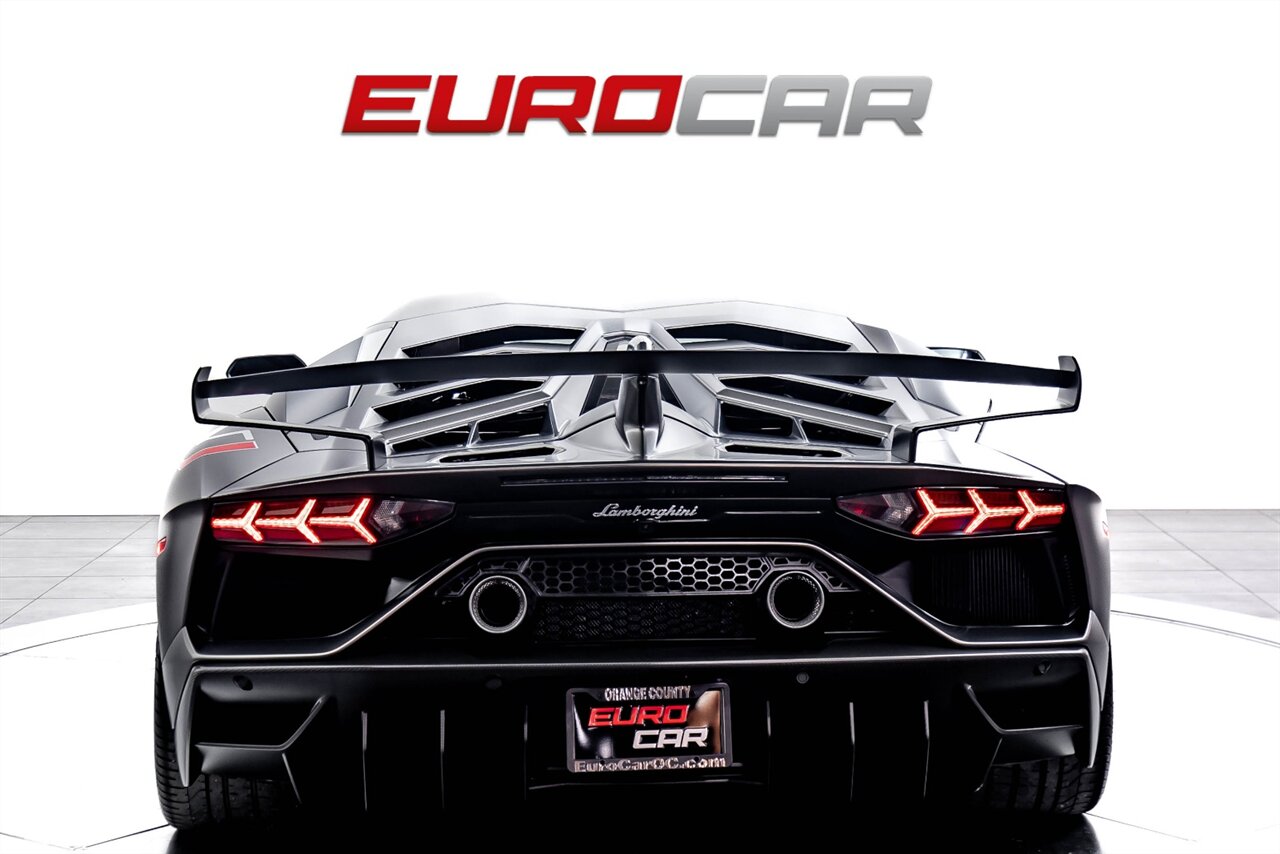 2020 Lamborghini Aventador LP 770-4 SVJ  * $25,200 Ad Personam Exterior * Huge Carbon Options* - Photo 4 - Costa Mesa, CA 92626