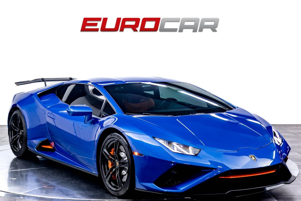 2020 Lamborghini Huracan EVO  *CARBON FIBER SEATS *  CARBON FIBER WING * FRONT AXLE LIFT SYSTEM* - Photo 7 - Costa Mesa, CA 92626