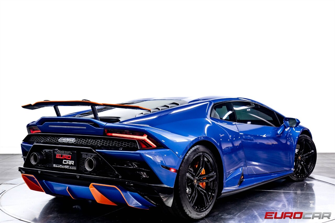 2020 Lamborghini Huracan EVO  *CARBON FIBER SEATS *  CARBON FIBER WING * FRONT AXLE LIFT SYSTEM* - Photo 19 - Costa Mesa, CA 92626