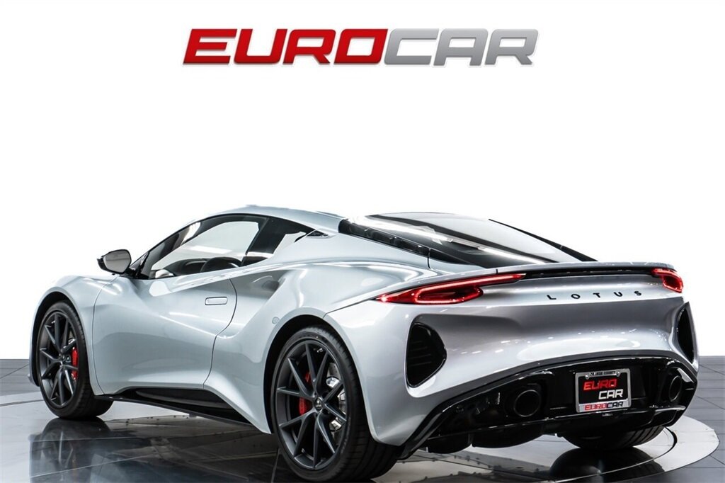 2025 Lotus Emira V6 *AUTOMATIC TRANSMISSION * NEW CAR* - Photo 3 - Costa Mesa, CA 92626