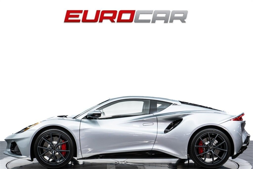 2025 Lotus Emira V6 *AUTOMATIC TRANSMISSION * NEW CAR* - Photo 2 - Costa Mesa, CA 92626