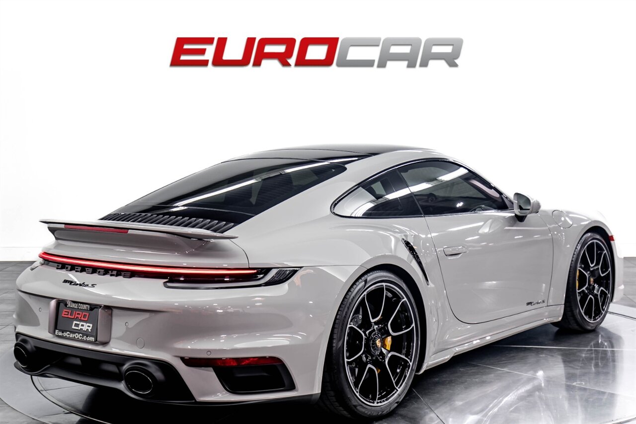 2022 Porsche 911 Turbo S  *SPORT EXHAUST SYSTEM * EXCLUSIVE DESIGN WHEELS* - Photo 5 - Costa Mesa, CA 92626