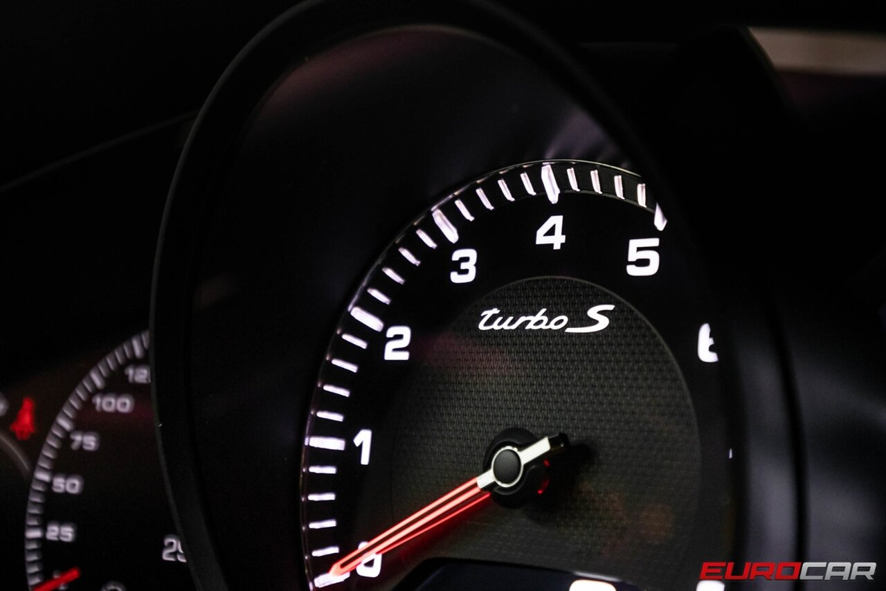 2021 Porsche Panamera Turbo S  *PREMIUM PACKAGE * 197,970 MSRP* - Photo 21 - Costa Mesa, CA 92626