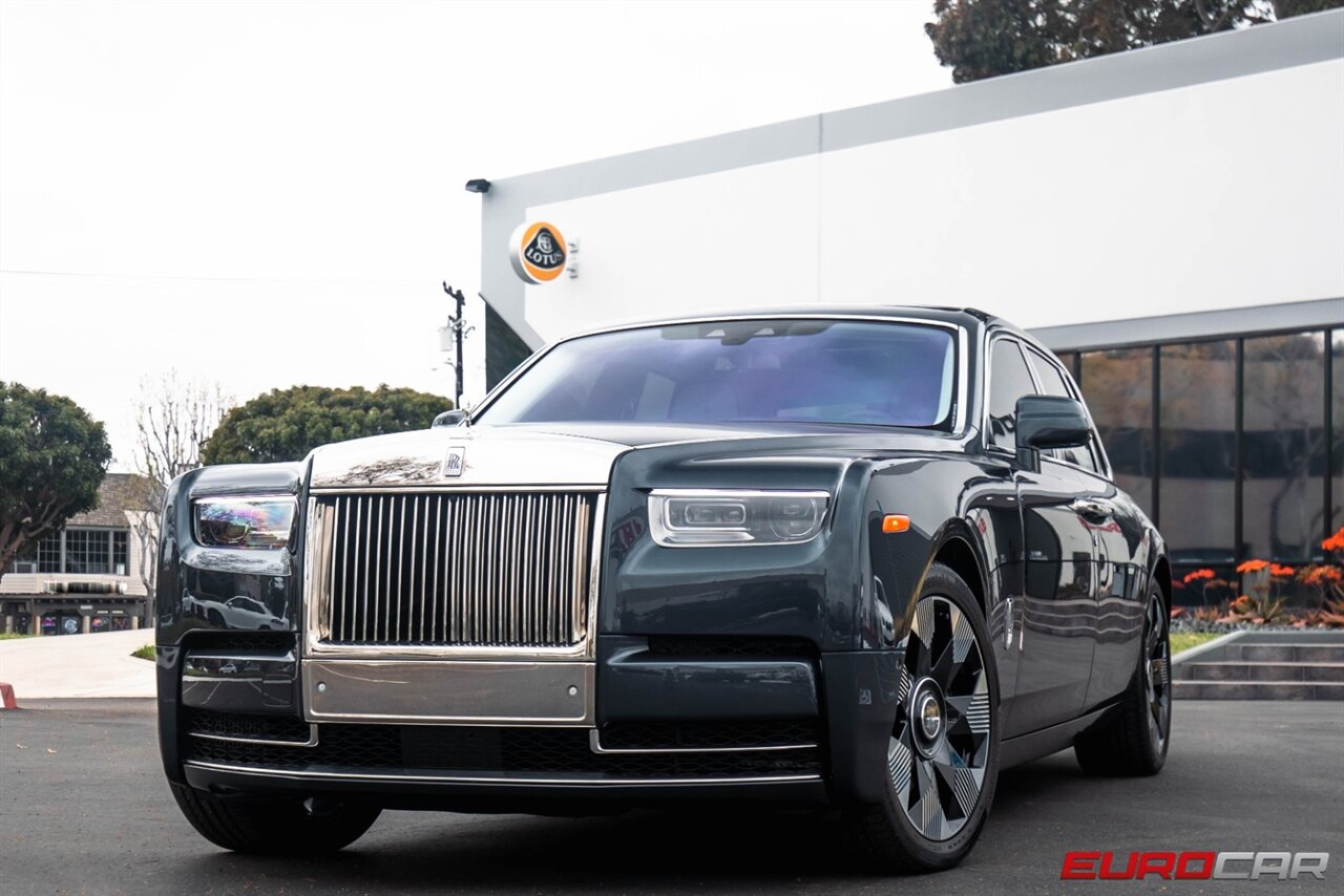 2023 Rolls-Royce Phantom  *IMMERSIVE REAR SEATING * REAR THEATER *$628,300.00 MSRP** - Photo 8 - Costa Mesa, CA 92626