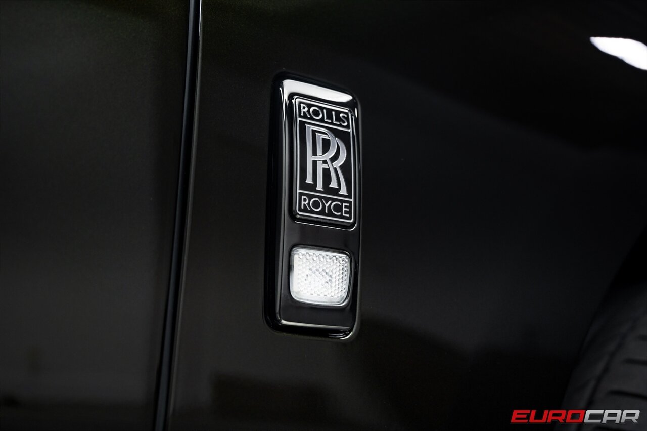 2023 Rolls-Royce Cullinan Black Badge  *BESPOKE ONE-OFF BUILD * HIGHLY OPTIONED* - Photo 18 - Costa Mesa, CA 92626