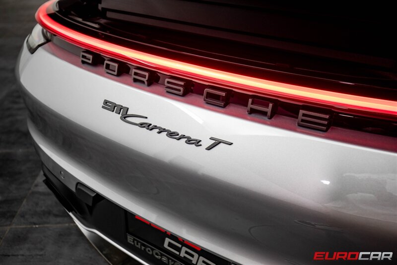 2024 Porsche 911 Carrera T photo