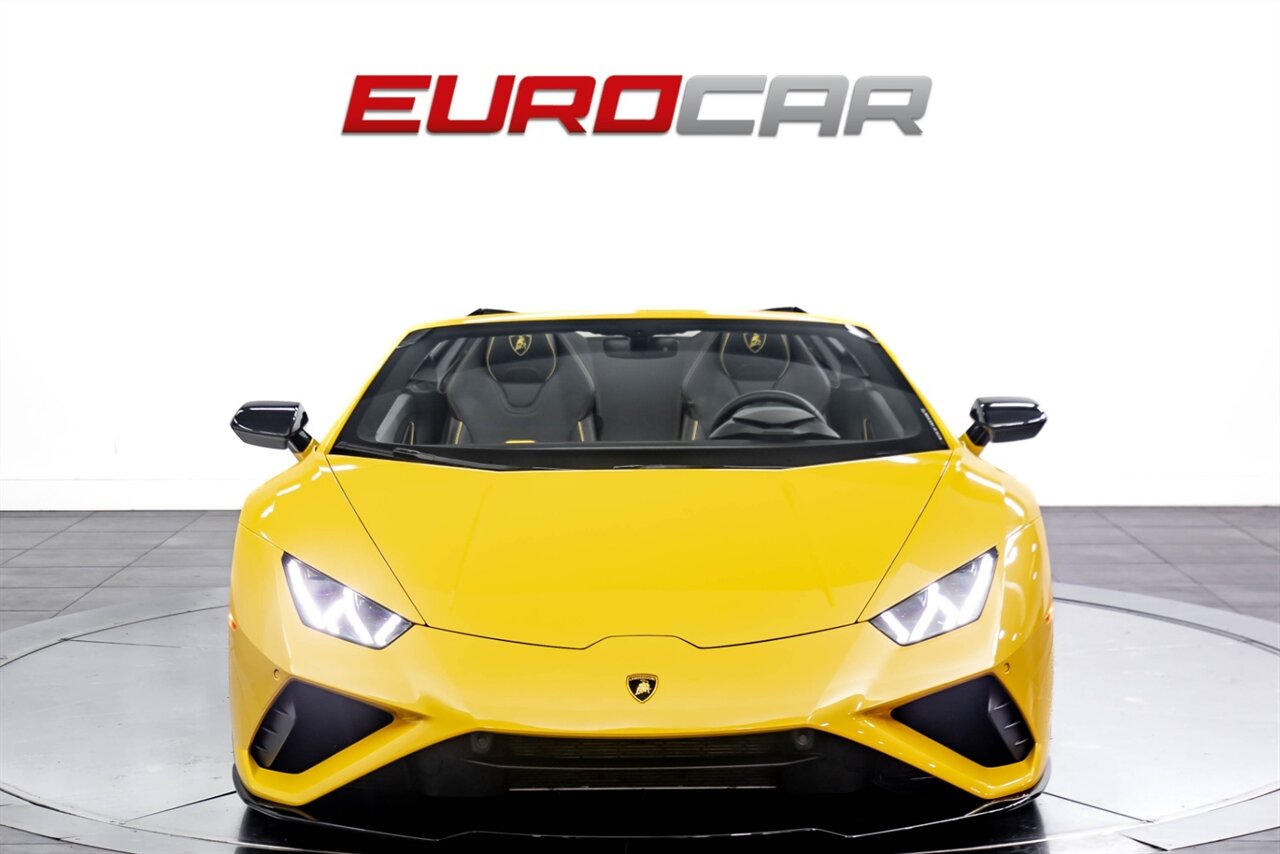 2021 Lamborghini Huracan EVO Spyder  HIGHLY OPTIONED!!! ONLY 1000 PAMPERED MILES - Photo 10 - Costa Mesa, CA 92626