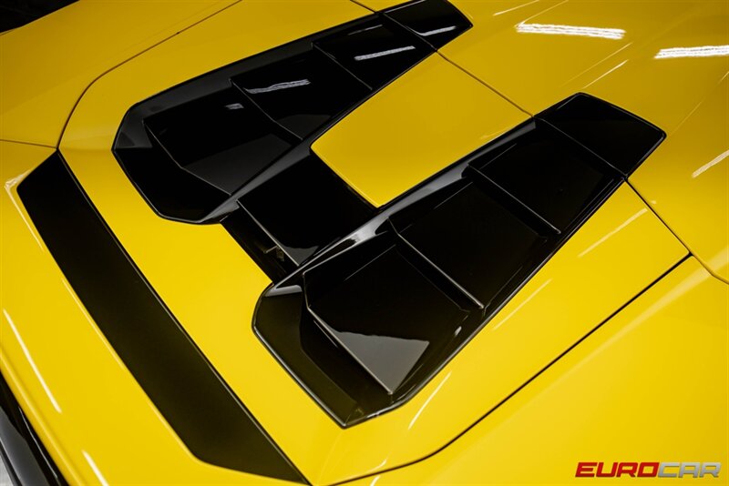 2021 Lamborghini Huracan EVO Spyder photo