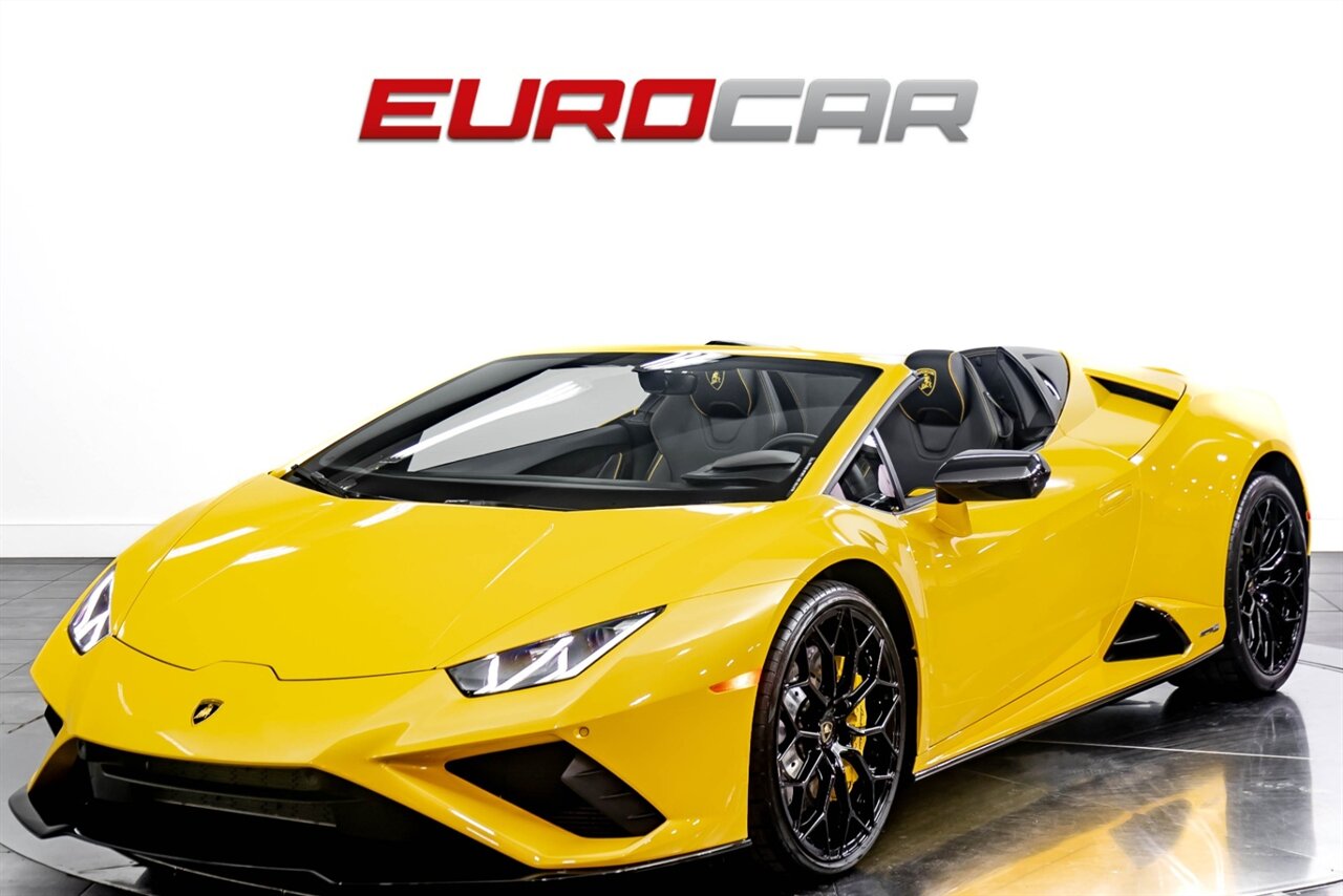 2021 Lamborghini Huracan EVO Spyder  HIGHLY OPTIONED!!! ONLY 1000 PAMPERED MILES - Photo 1 - Costa Mesa, CA 92626