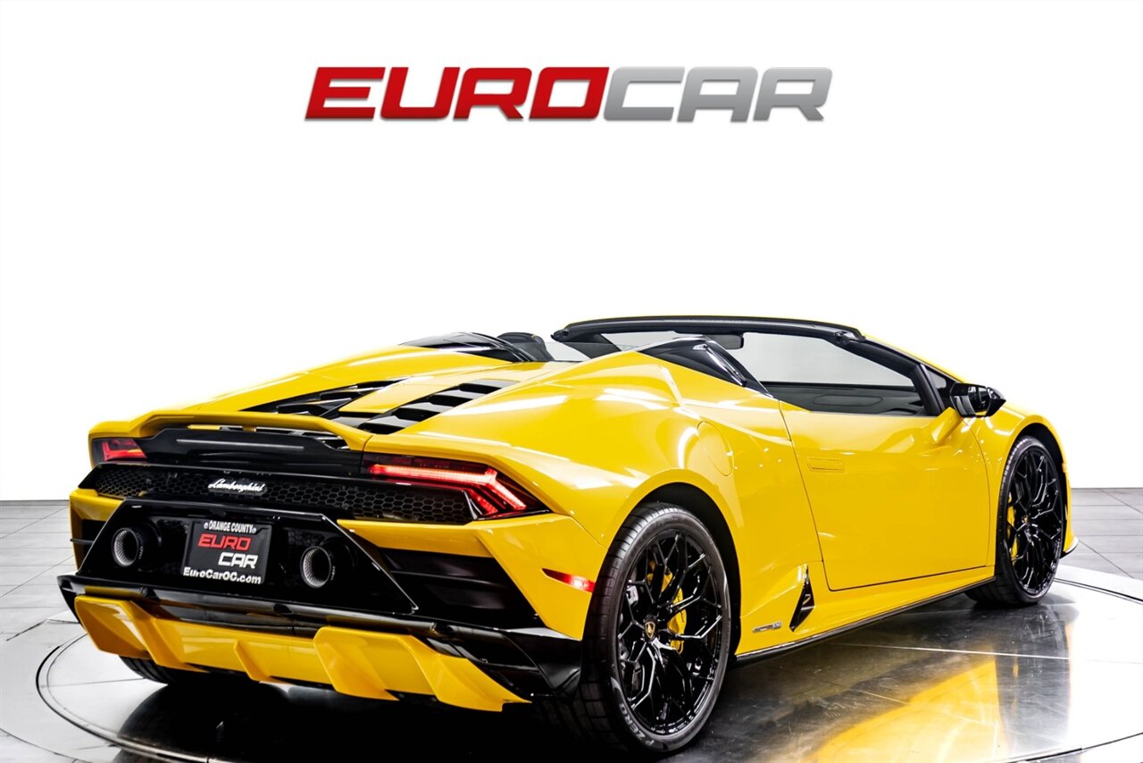 2021 Lamborghini Huracan EVO Spyder  HIGHLY OPTIONED!!! ONLY 1000 PAMPERED MILES - Photo 6 - Costa Mesa, CA 92626