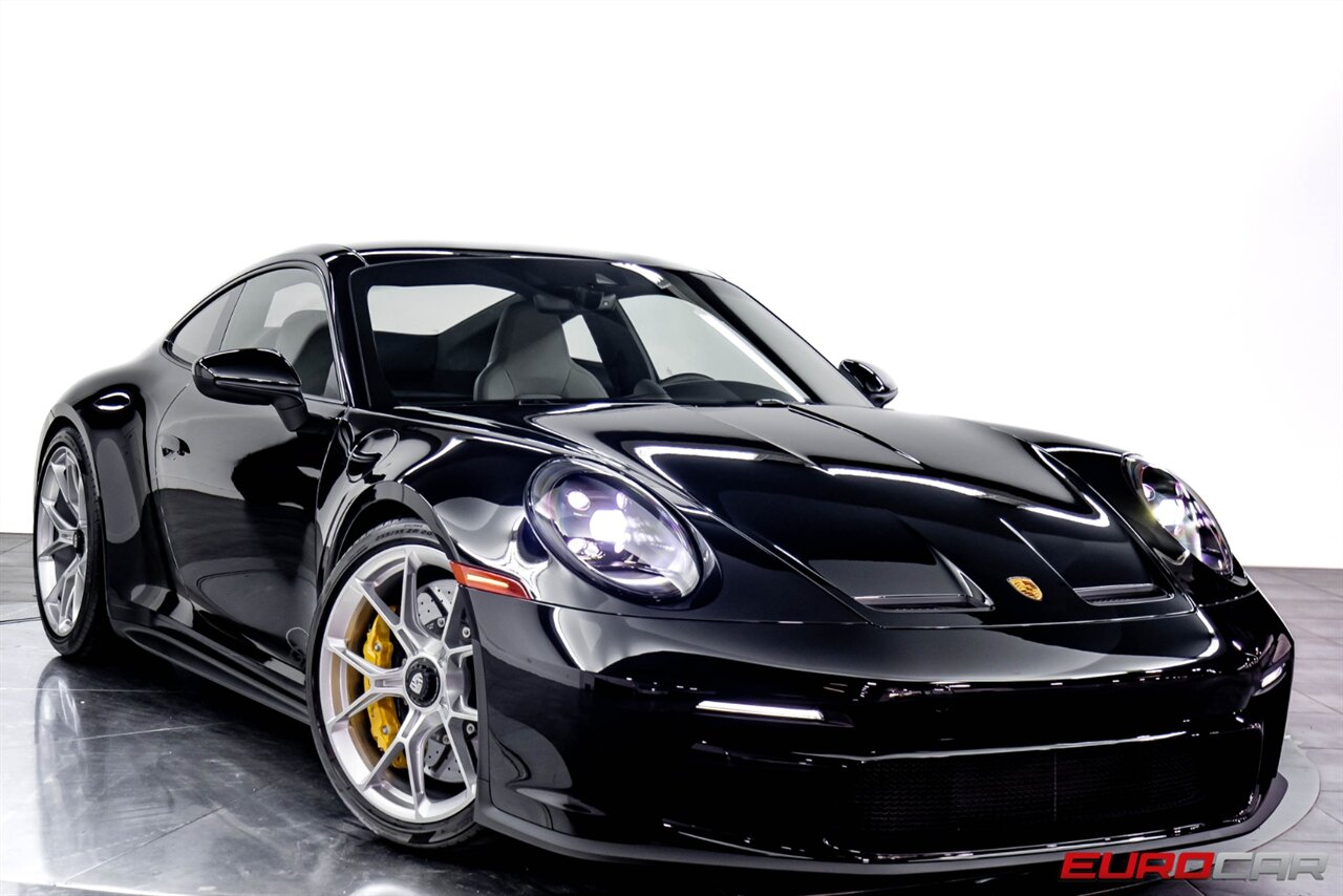 2022 Porsche 911 GT3 Touring  *EXCLUSIVE MANUFAKTUR LEATHER INTERIOR * CERAMIC BRAKES * FRONT AXLE LIFT* - Photo 22 - Costa Mesa, CA 92626