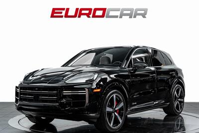 2025 Porsche Cayenne Turbo *PREMIUM PACKAGE * PASSENGER DISPLAY* SUV