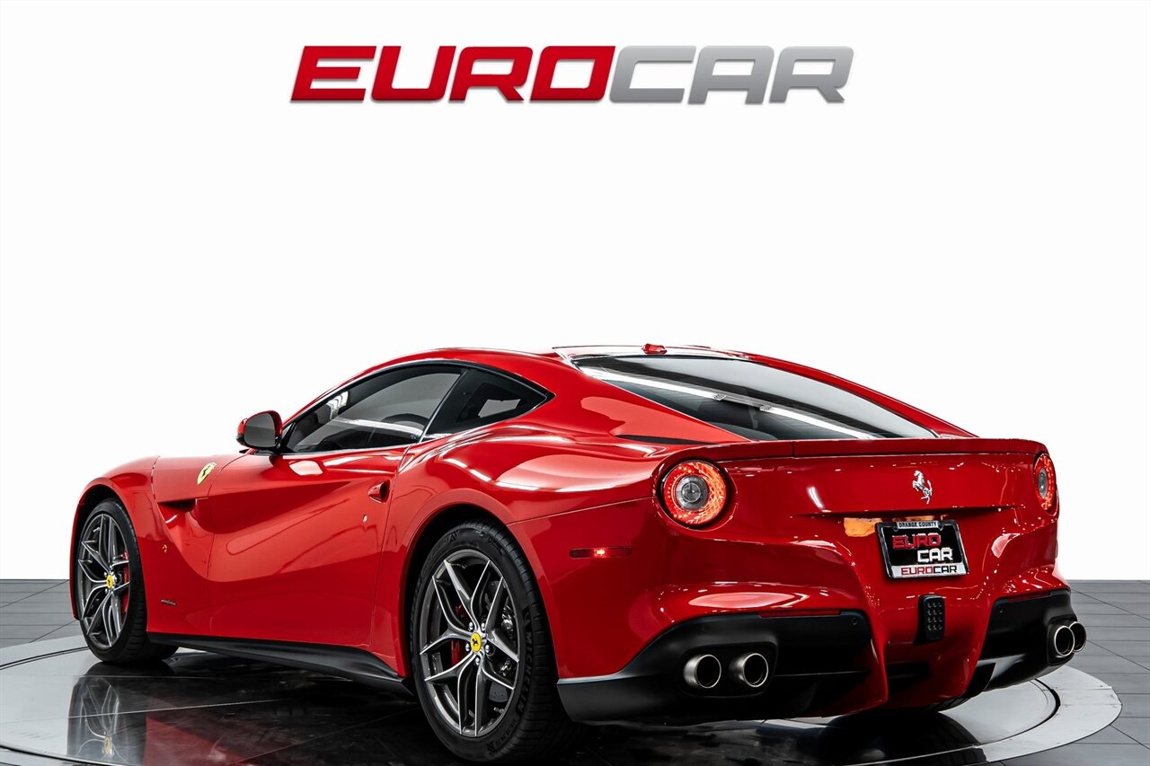 2014 Ferrari F12berlinetta  *CARBON FIBER LED STEERING WHEEL * FULL BODY PPF* - Photo 3 - Costa Mesa, CA 92626
