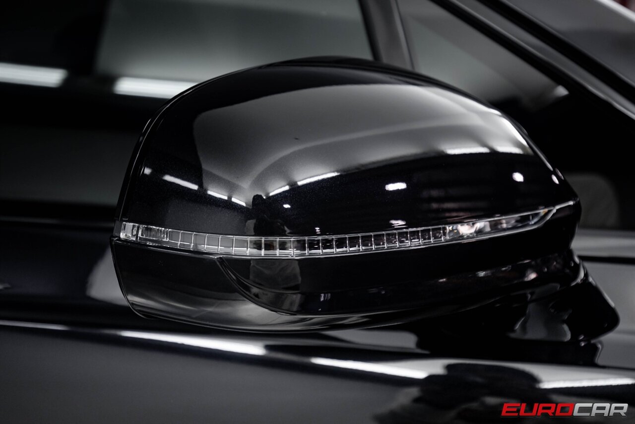2023 Bentley Bentayga EWB V8  *LWB 4 SEAT CONFIGURATION * BLACKLINE SPEC * REAR ENTERTAINMENT* - Photo 34 - Costa Mesa, CA 92626