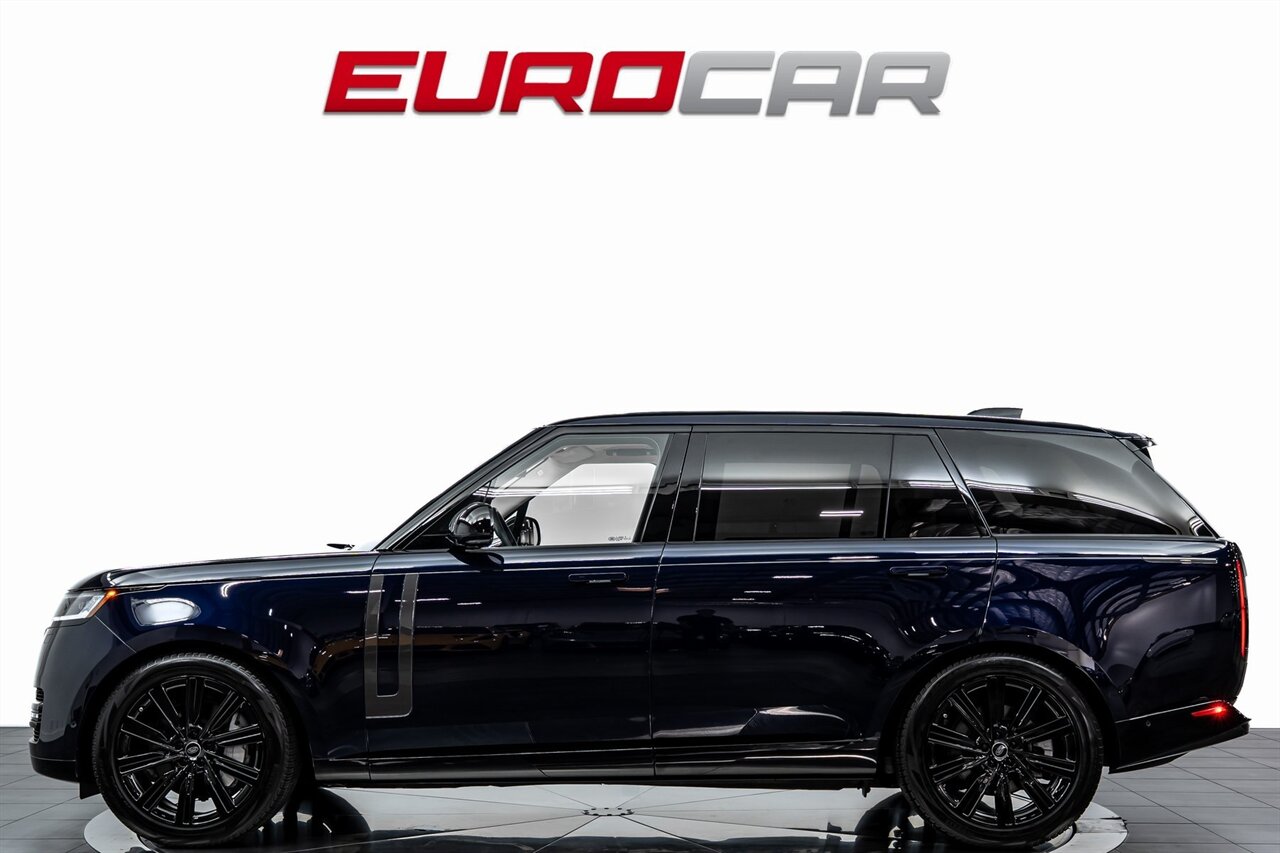 2023 Land Rover Range Rover SE LWB *7-SEATER * PANORAMIC ROOF*   - Photo 2 - Costa Mesa, CA 92626