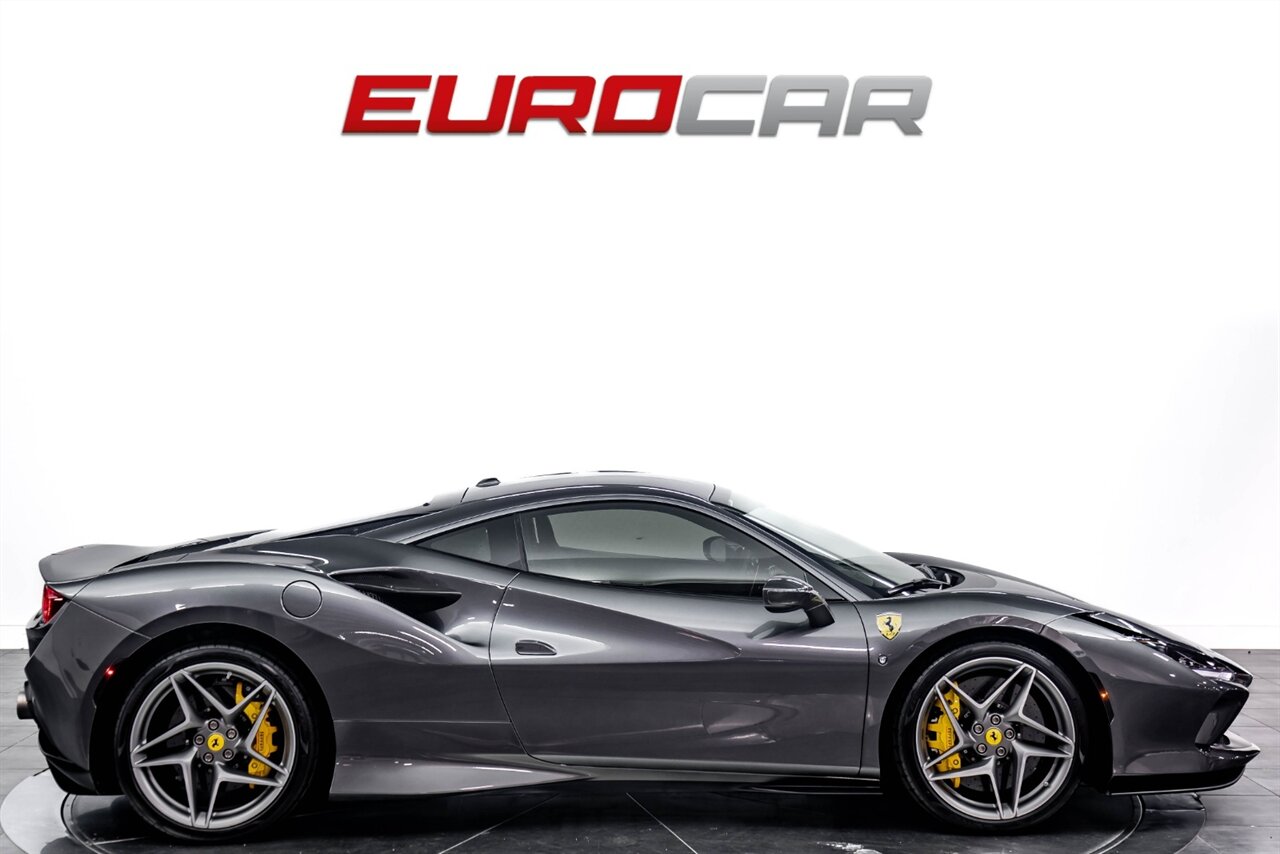 2022 Ferrari F8  *HUGE CARBON FIBER OPTIONS * SUSPENSION LIFTER* - Photo 6 - Costa Mesa, CA 92626