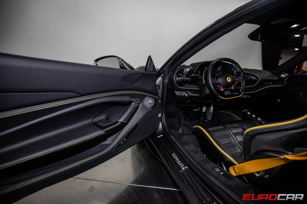 2022 Ferrari F8  *HUGE CARBON FIBER OPTIONS * SUSPENSION LIFTER* - Photo 9 - Costa Mesa, CA 92626