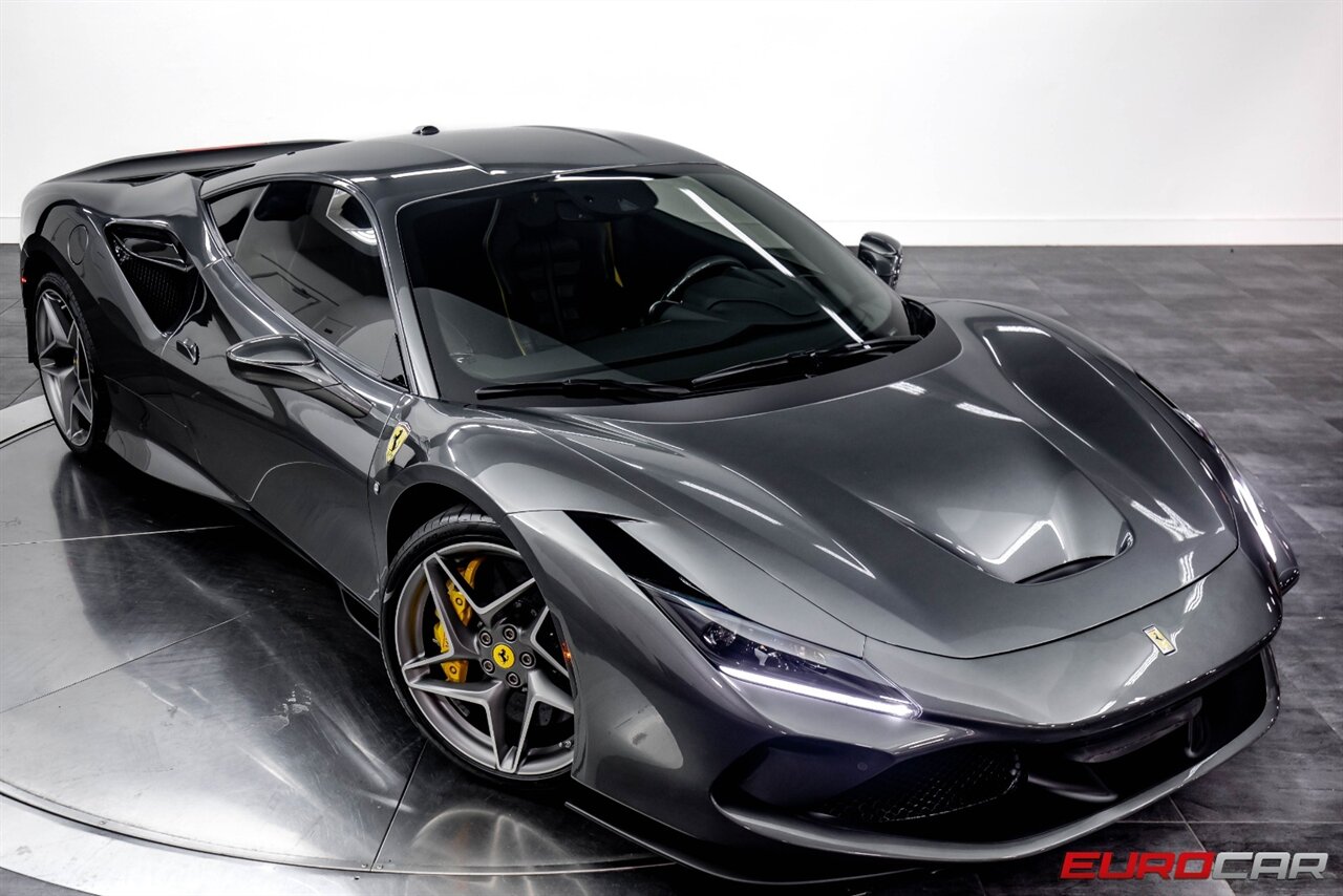 2022 Ferrari F8  *HUGE CARBON FIBER OPTIONS * SUSPENSION LIFTER* - Photo 31 - Costa Mesa, CA 92626