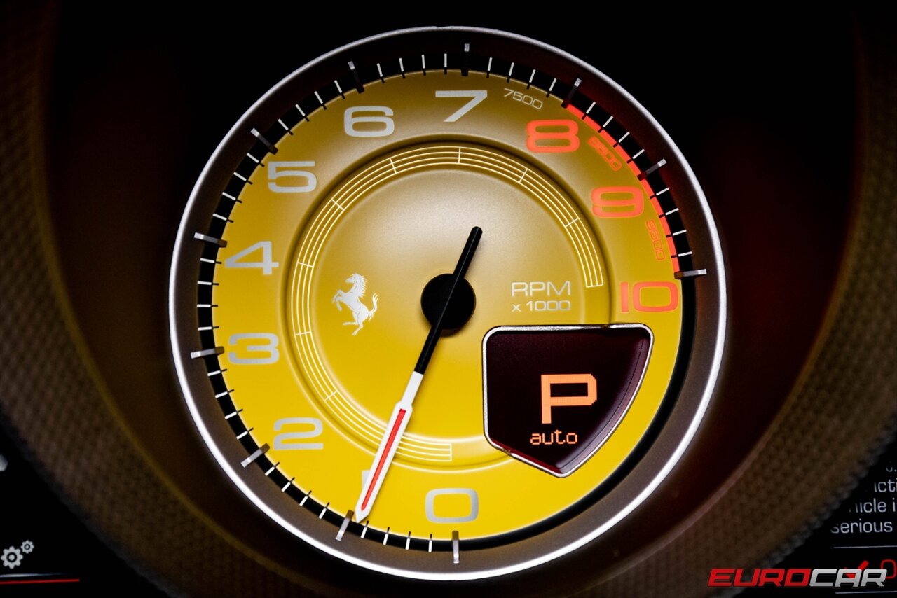 2022 Ferrari F8  *HUGE CARBON FIBER OPTIONS * SUSPENSION LIFTER* - Photo 21 - Costa Mesa, CA 92626