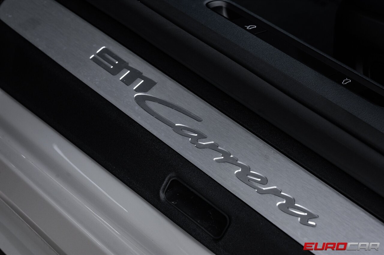 2022 Porsche 911 Carrera  *PREMIUM PACKAGE * SPORT EXHAUST SYSTEM* - Photo 21 - Costa Mesa, CA 92626