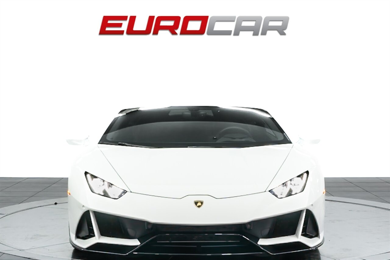 2020 Lamborghini Huracan EVO  *AWD * FULL PPF * ONLY 3,500 PAMPERED MILES* - Photo 8 - Costa Mesa, CA 92626