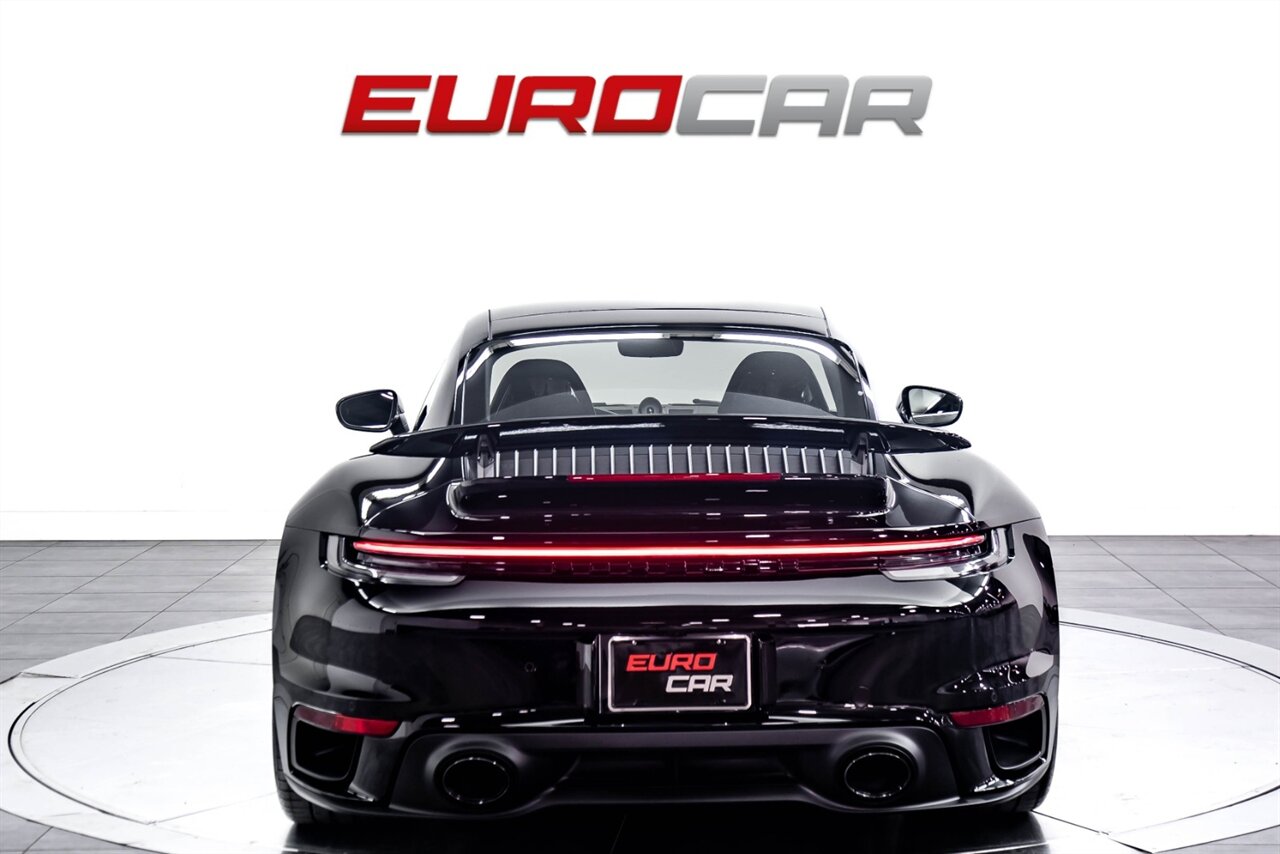 2022 Porsche 911 TURBO S  *LIGHTWEIGHT PACKAGE * CARBON BUCKET SEATS * LIFT SYSTEM* - Photo 4 - Costa Mesa, CA 92626