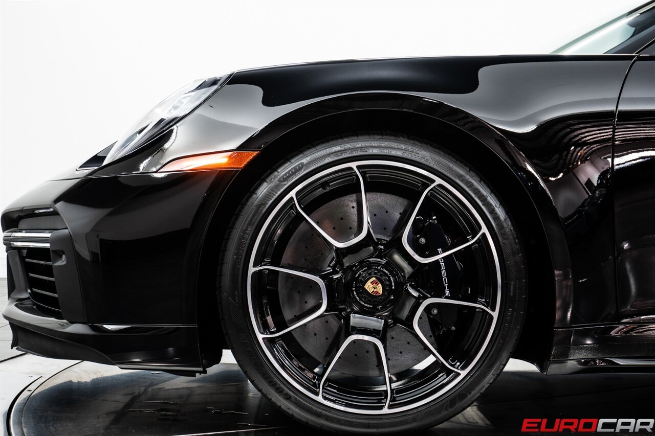 2024 Porsche 911 Turbo S  *CERAMIC BRAKES * SPORT EXHAUST * LIFT SYSTEM* - Photo 14 - Costa Mesa, CA 92626