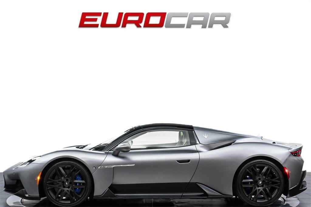 2023 Maserati MC20 Cielo *MASSIVE $314,545 MSRP * SPECIAL FACTORY MATTE PAINT * CERAMIC BRAKES* - Photo 3 - Costa Mesa, CA 92626