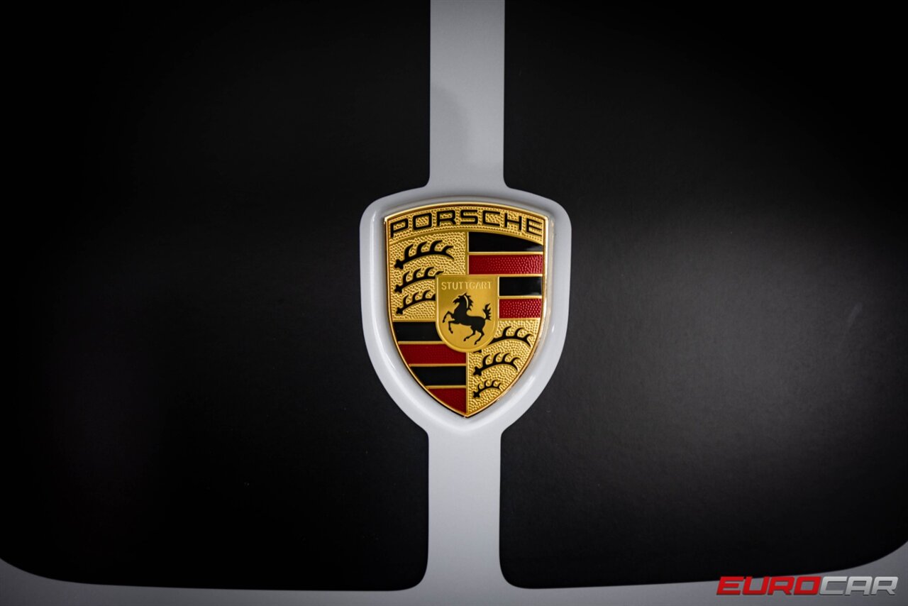 2024 Porsche 911 Carrera 4S  *SPORTS PACKAGE * PREMIUM PACKAGE* - Photo 32 - Costa Mesa, CA 92626