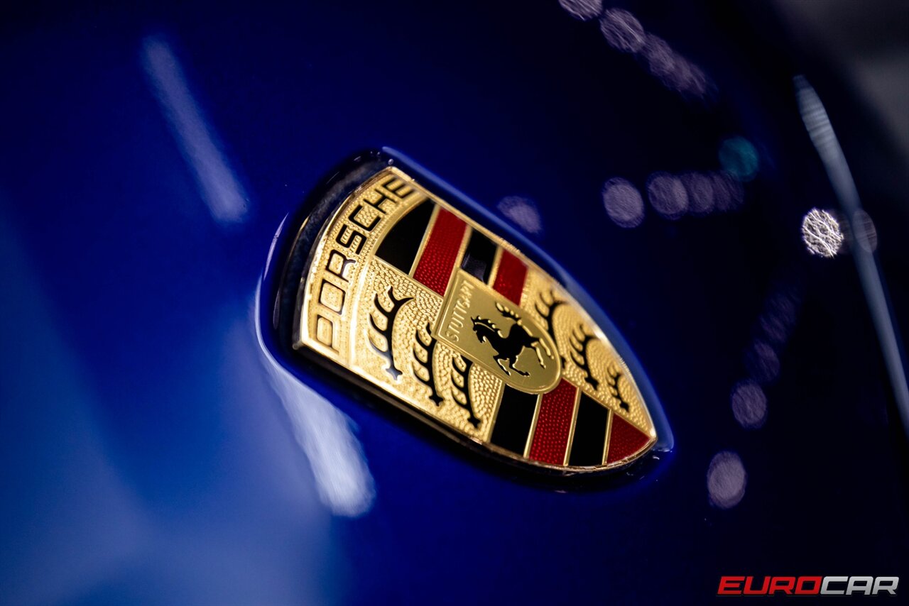 2021 Porsche 911 Carrera  *PREMIUM PACKAGE * TWO-TONE INTERIOR* - Photo 40 - Costa Mesa, CA 92626