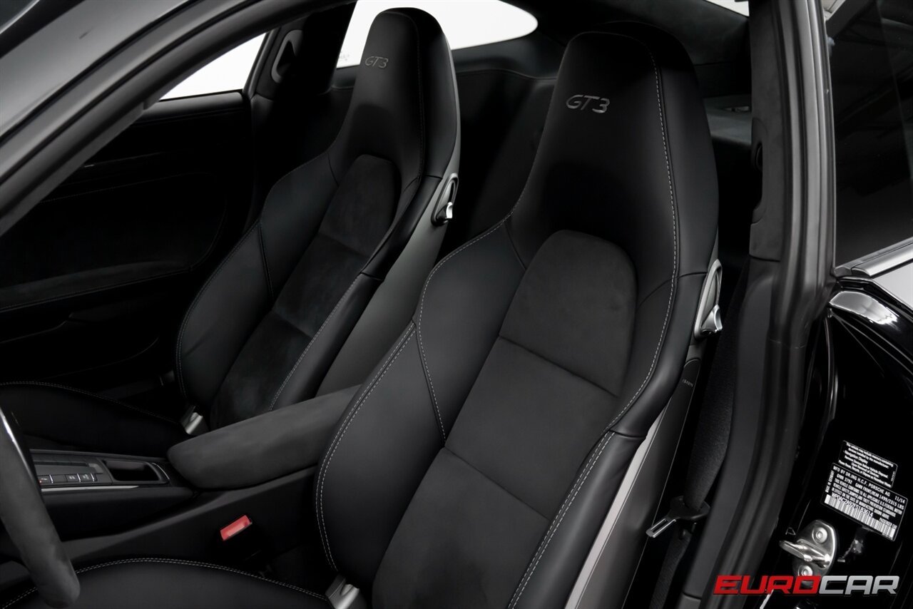 2015 Porsche 911 GT3  *CARBON FIBER INTERIOR * 18 WAY SPORT SEATS PLUS* - Photo 21 - Costa Mesa, CA 92626