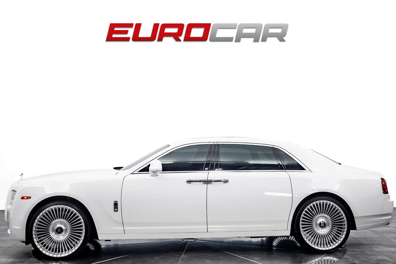 2012 Rolls-Royce Ghost EWB  *EXTENDED WHEELBASE * REAR ENTERTAINMENT* - Photo 2 - Costa Mesa, CA 92626