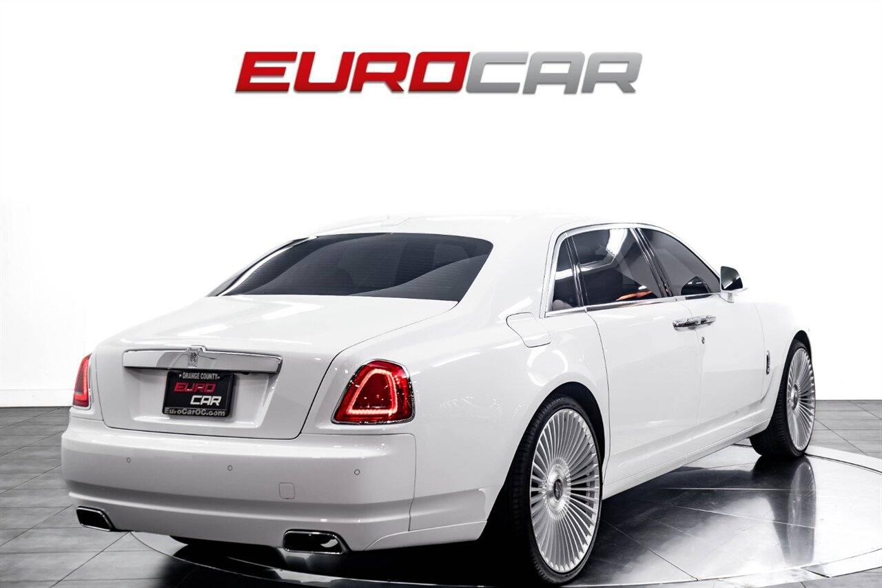 2012 Rolls-Royce Ghost EWB  *EXTENDED WHEELBASE * REAR ENTERTAINMENT* - Photo 5 - Costa Mesa, CA 92626